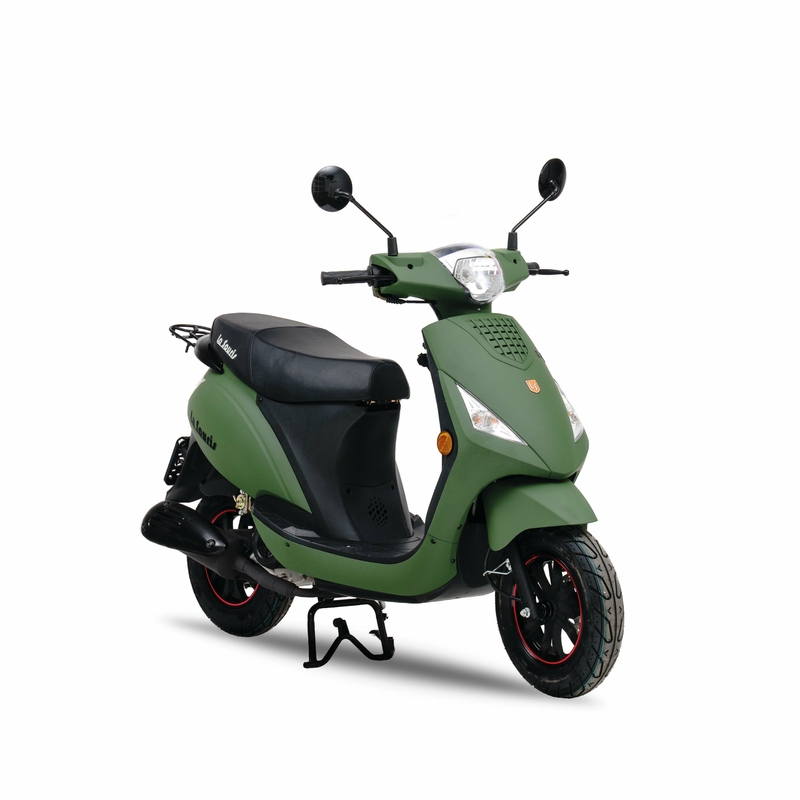 Een groene scooter